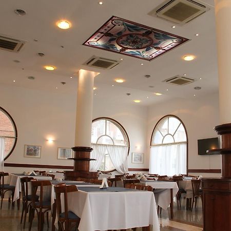 Hotel Reviens Pinamar Zewnętrze zdjęcie